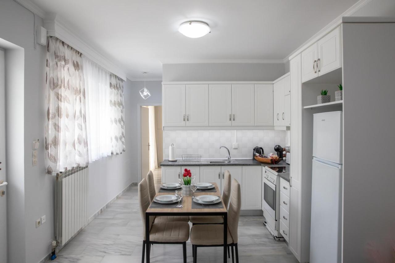 Iliana'S House Apartment Ziparion Exterior photo